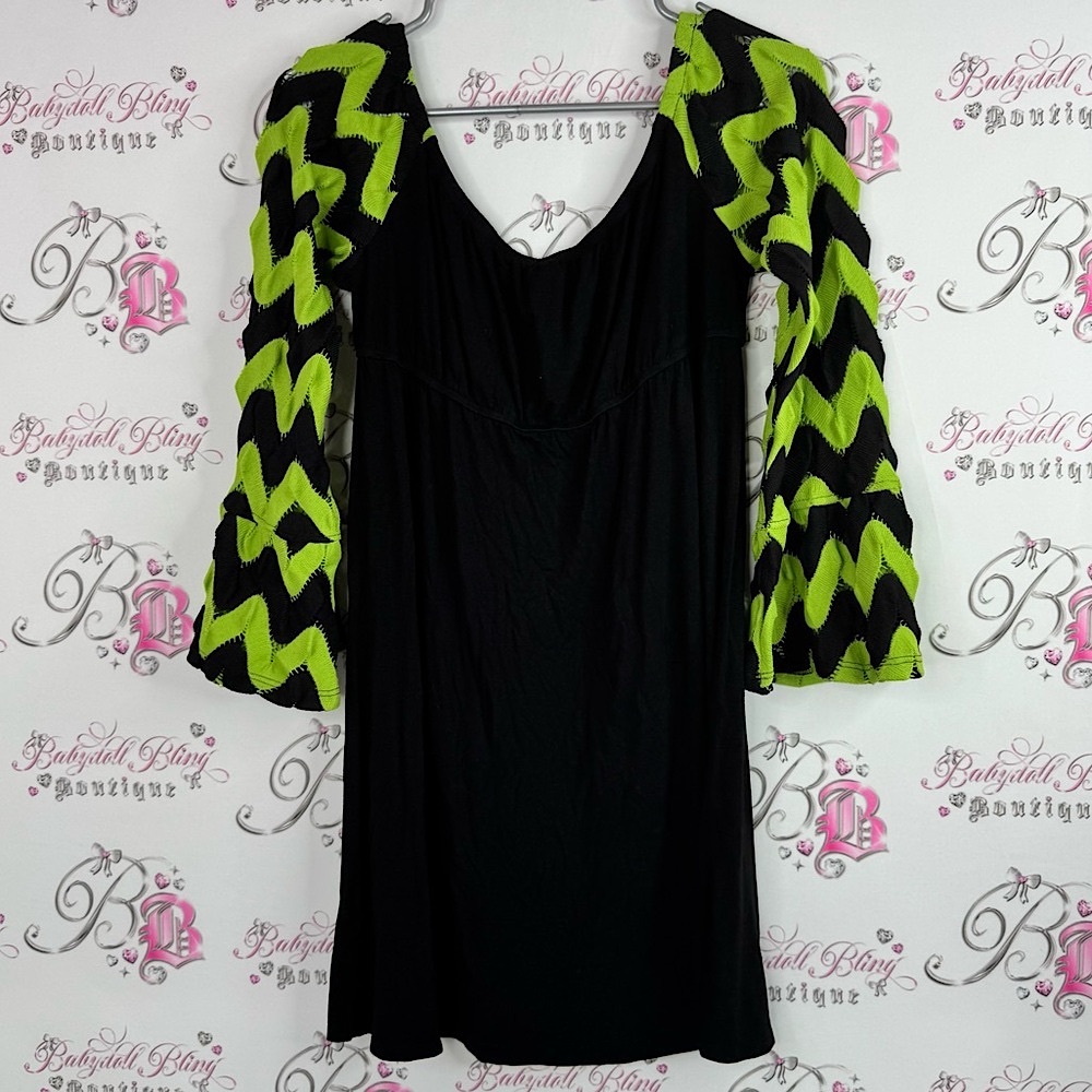 Vava by Joy Han Dress knit arms Black and Neon Green mini dress vintage